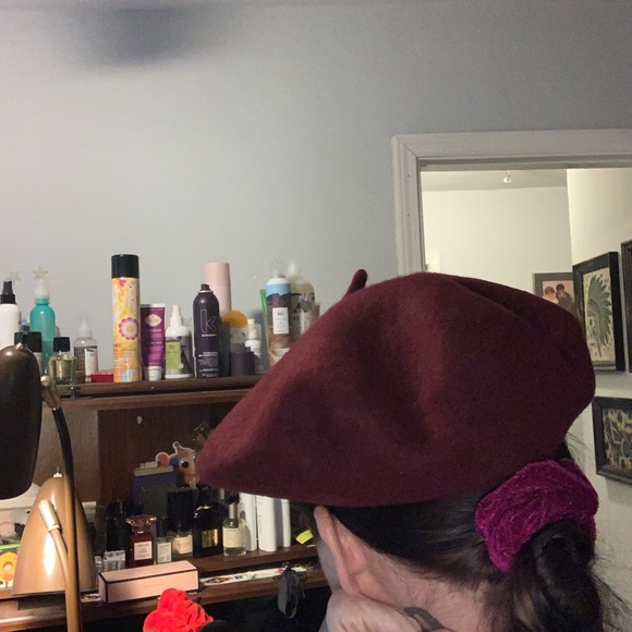 Long shorts set (w beret) - Picture 10 of 11